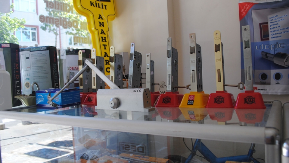 Akfırat Kilit Değişimi ve Montajı