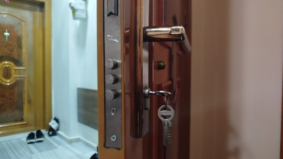 Akfırat Kilit Değişimi ve Montajı